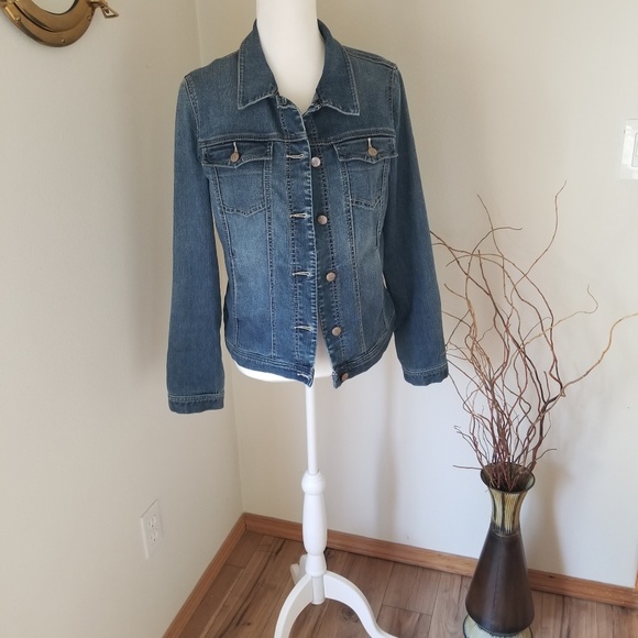 NYDJ Jackets & Blazers - NYDJ Denim Jacket EUC